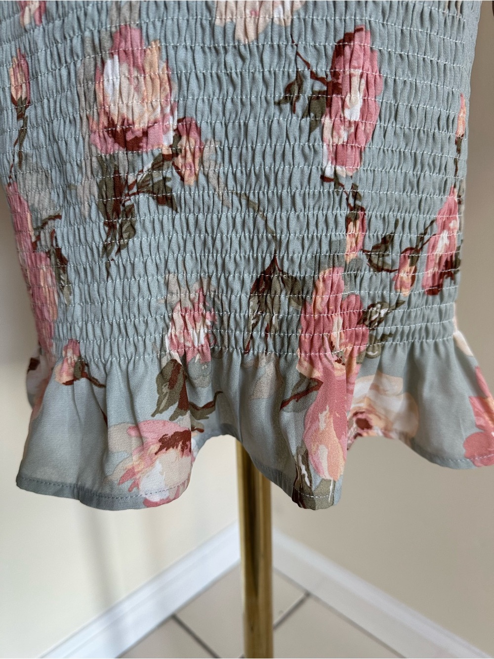 NWT Floral Dress- Large - Picture 7 of 11